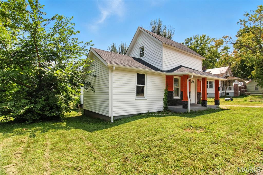 212 Middle Street Bonne Terre, MO 63628 - Photo 1 of 16