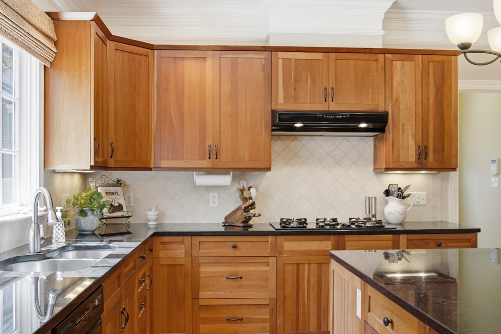 125 Hudson Road Sudbury, MA 01776 - Photo 15 of 41