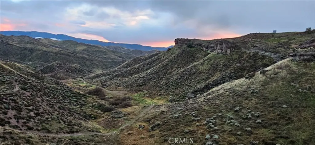 8 Summit Knoll Road Agua Dulce, CA 91390 - Photo 6 of 6 a view of a mountain range with lush green forest