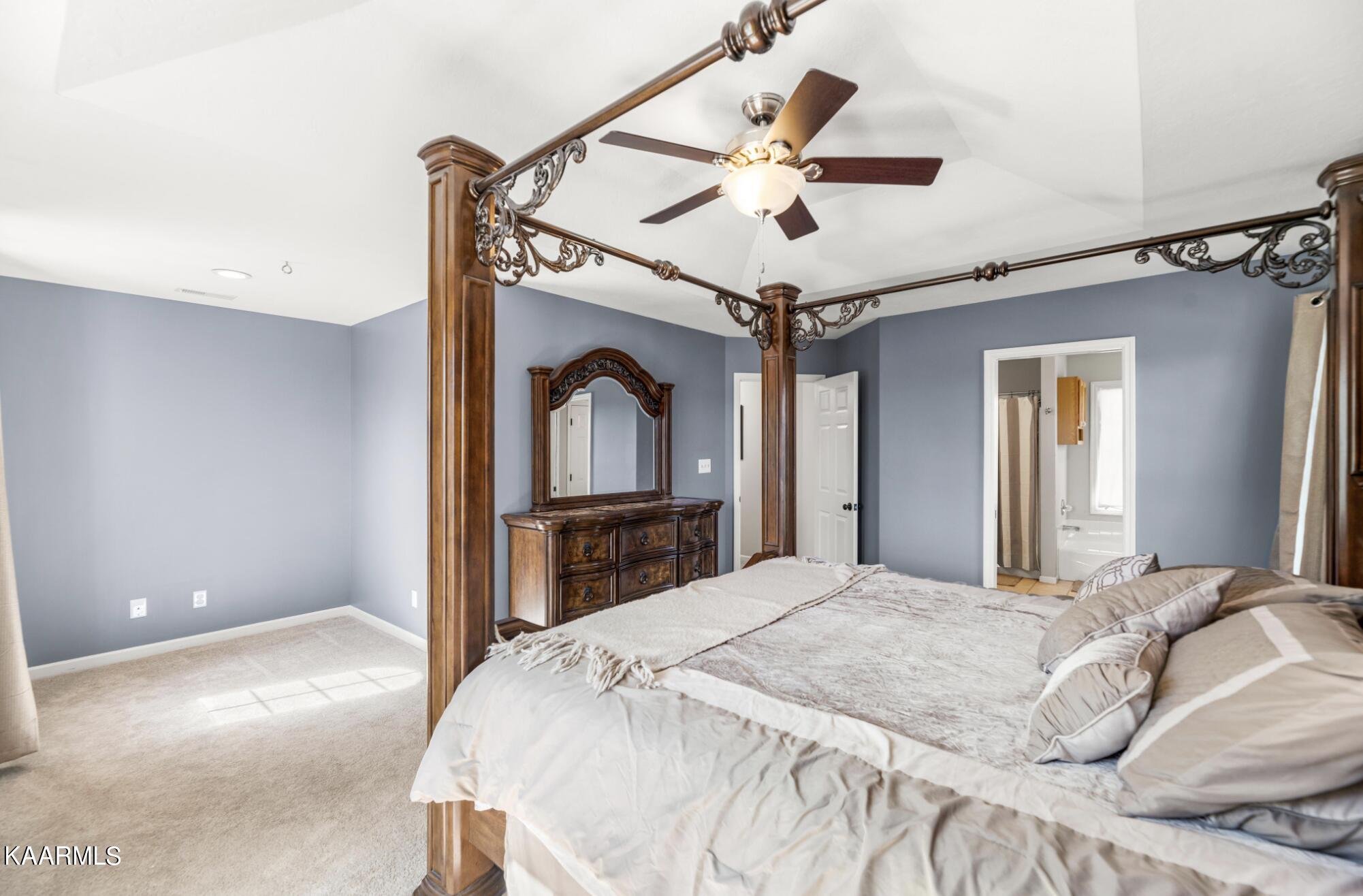 7724 Sevilla Road Powell, TN 37849 - Photo 16 of 39 Screen Shot 2022-04-15 at 9.05.12 AM