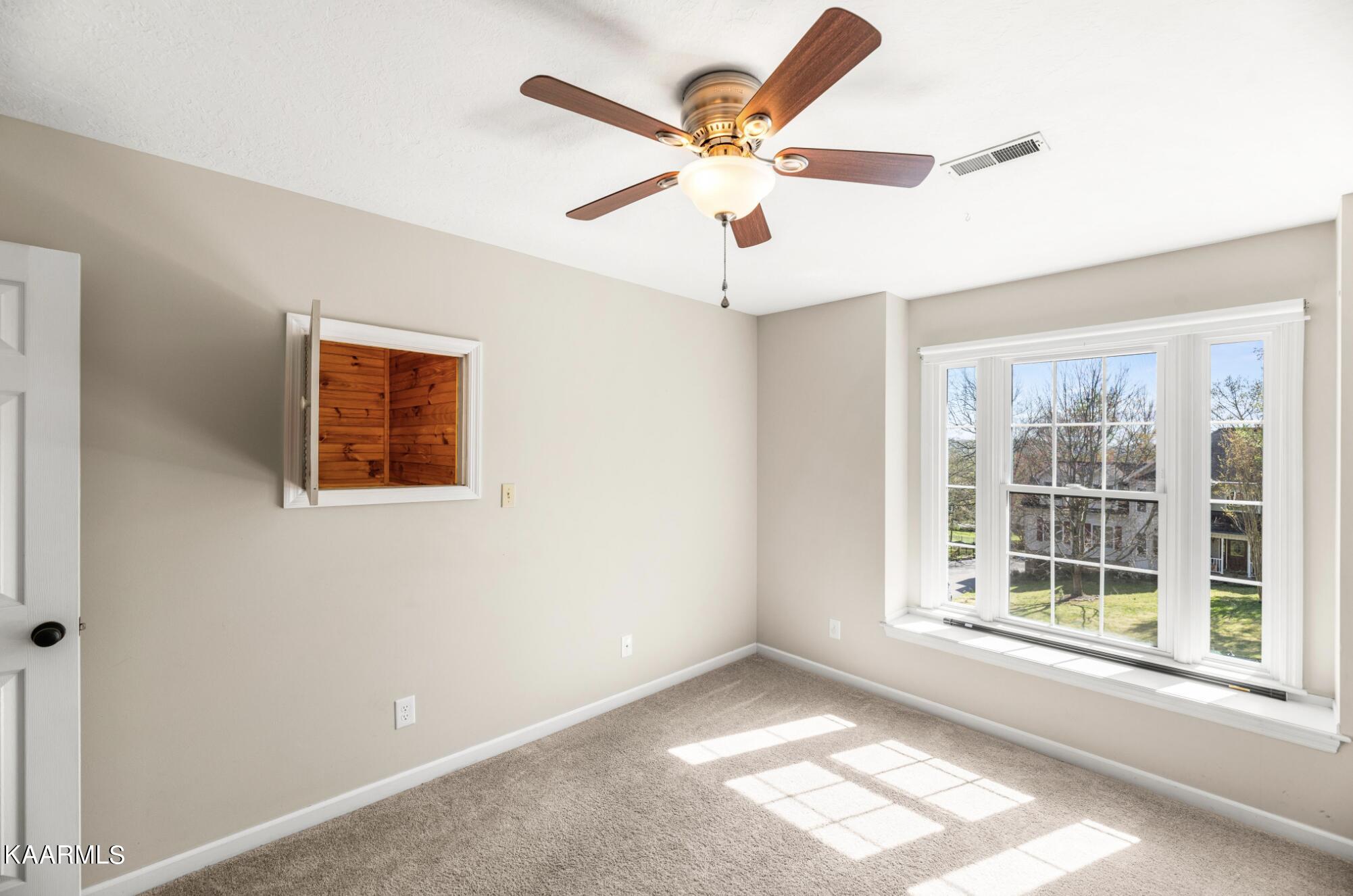 7724 Sevilla Road Powell, TN 37849 - Photo 20 of 39 Screen Shot 2022-04-15 at 9.05.45 AM