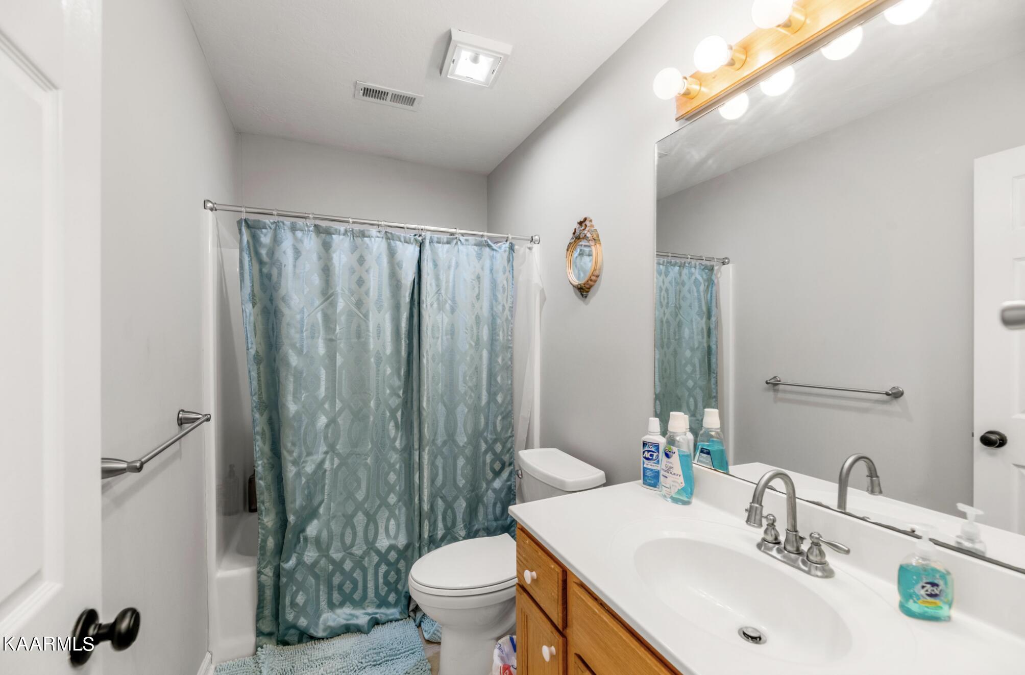 7724 Sevilla Road Powell, TN 37849 - Photo 22 of 39 Screen Shot 2022-04-15 at 9.06.01 AM