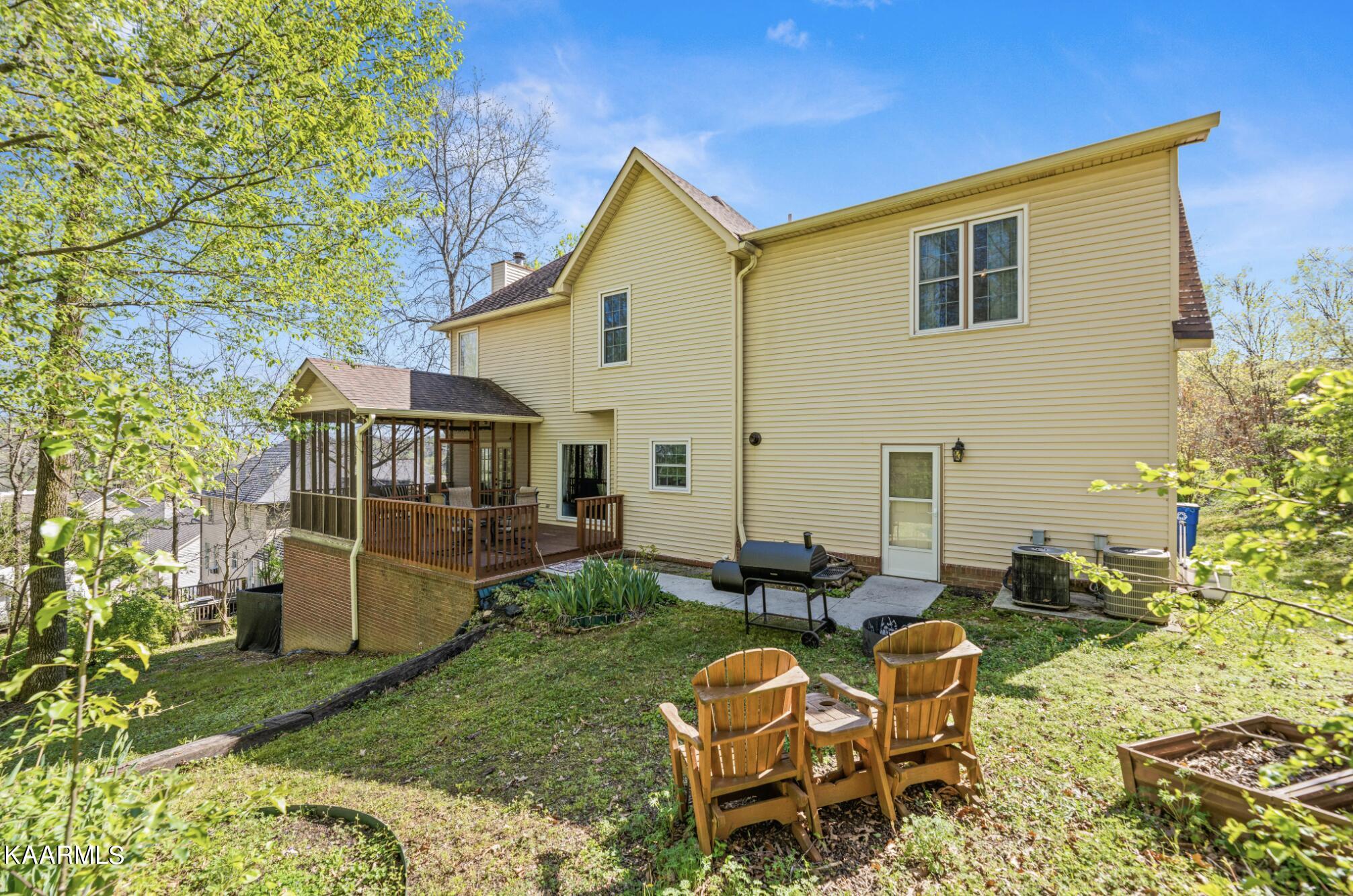 7724 Sevilla Road Powell, TN 37849 - Photo 34 of 39 Screen Shot 2022-04-15 at 9.07.39 AM