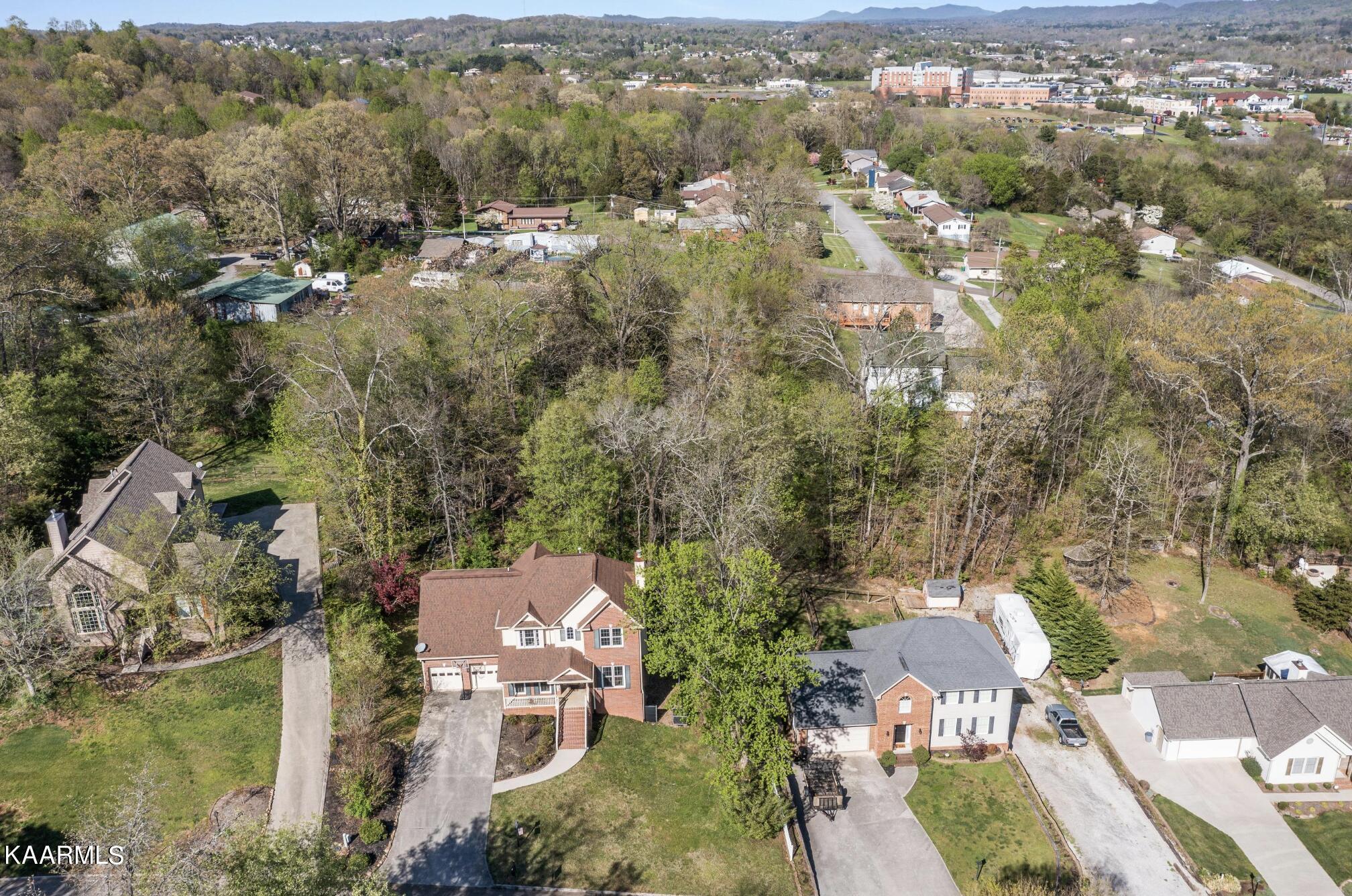 7724 Sevilla Road Powell, TN 37849 - Photo 37 of 39 Screen Shot 2022-04-15 at 9.08.03 AM