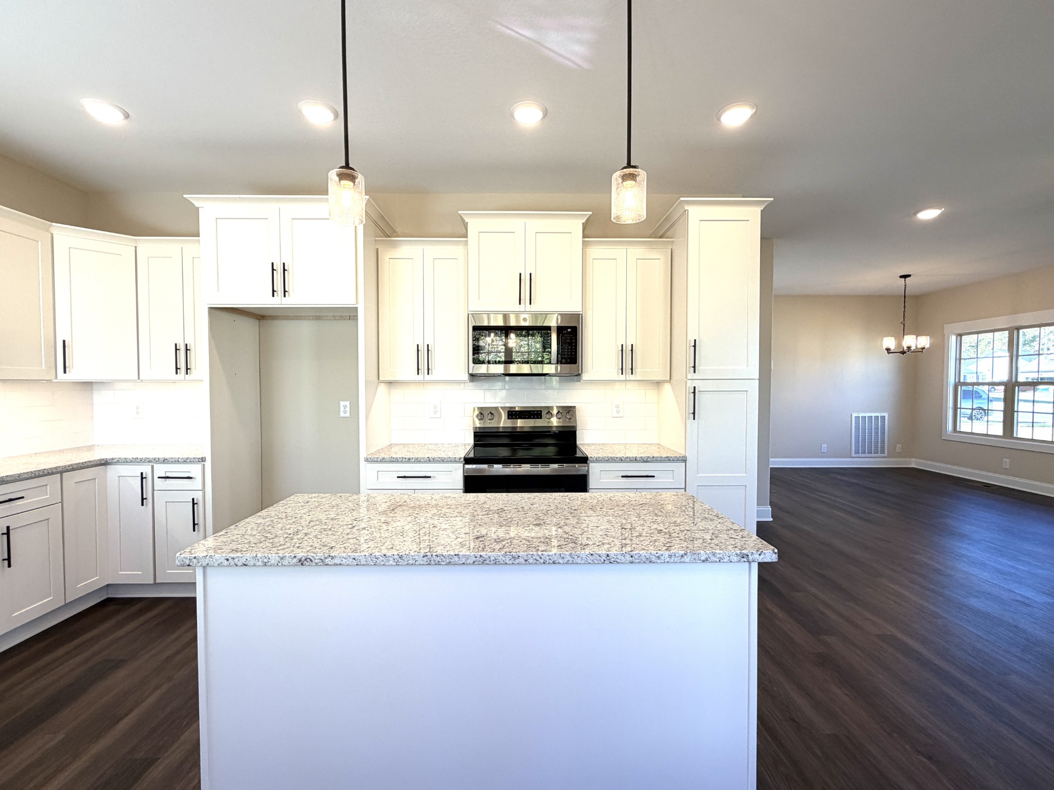 128 Hummingbird Way Clarksville, TN 37043 - Photo 12 of 27 Gallery Image 12