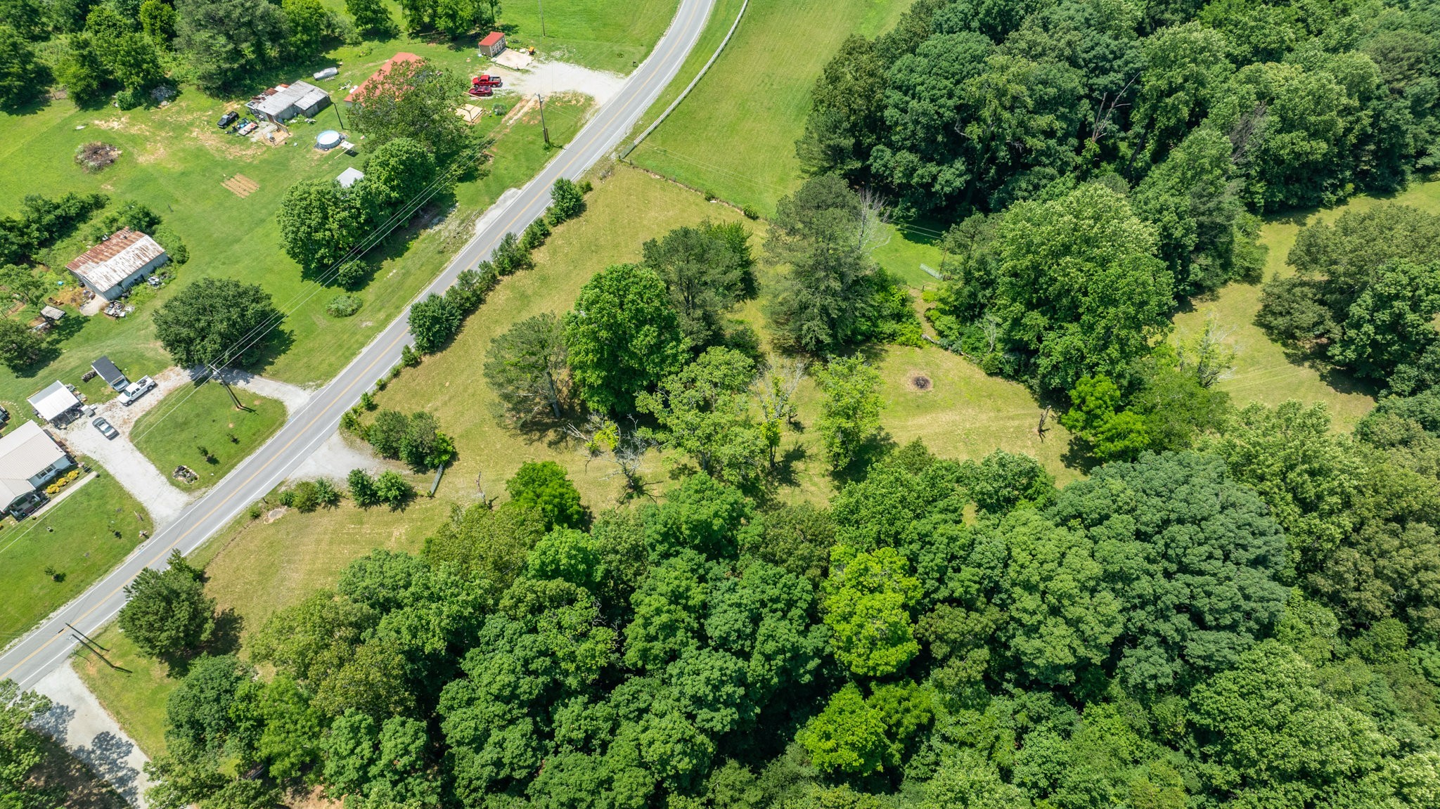 7542 Chestnut Ridge Road Winchester, TN 37398 - Photo 19 of 40 an aerial view of residential house with outdoor space and trees all around