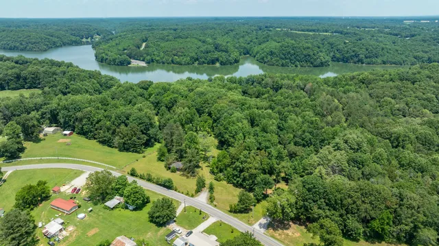 $2,000,000 | 7542 Chestnut Ridge Road, Winchester, TN 37398
