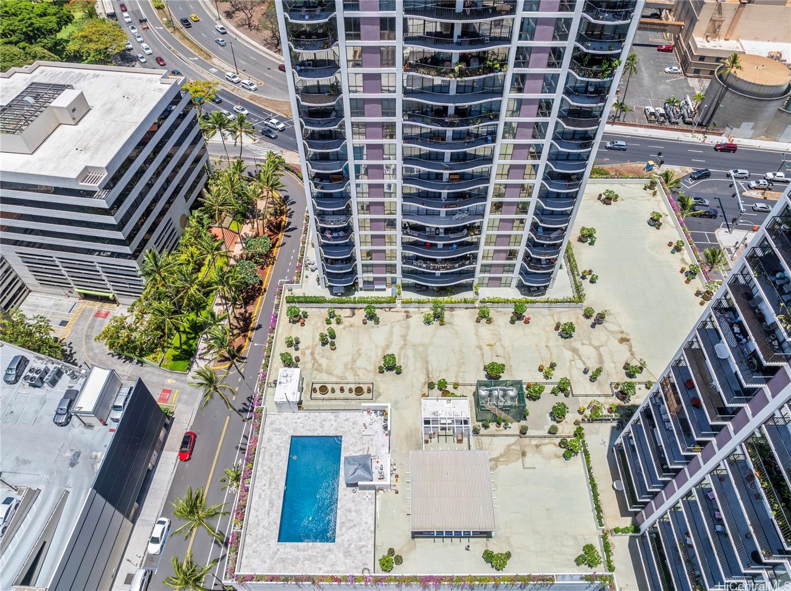 700 Richards Street, Unit 1709 Honolulu, HI 96813 - Photo 23 of 25 a view of roof