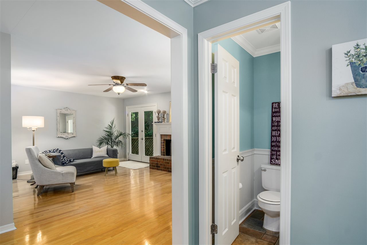 596 Bon Secour Avenue Fairhope, AL 36532 - Photo 8 of 32