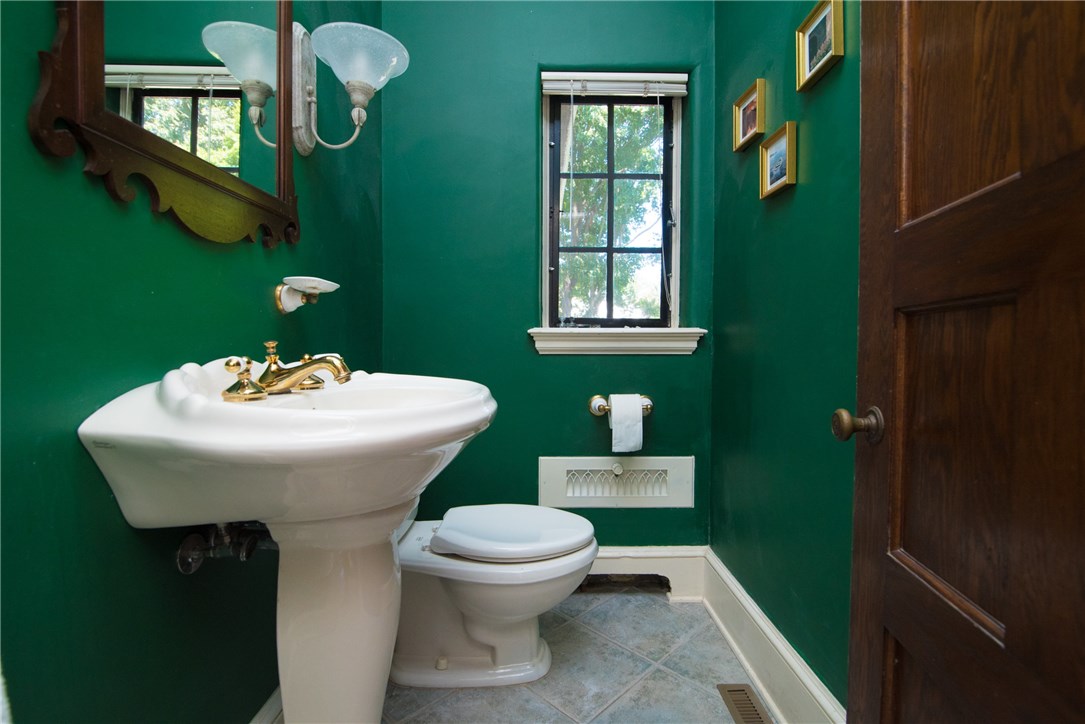 22 Wells Street Westerly, RI 02891 - Photo 24 of 40