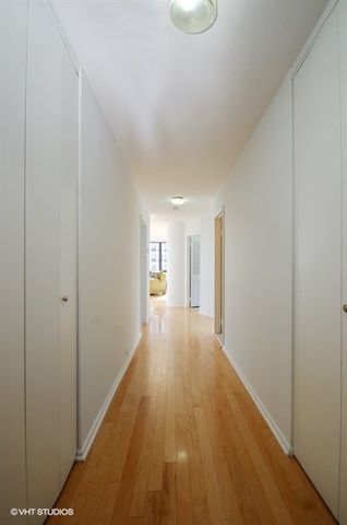 5415 North Sheridan Road, Unit 2201 Chicago, IL 60640 - Photo 4 of 26