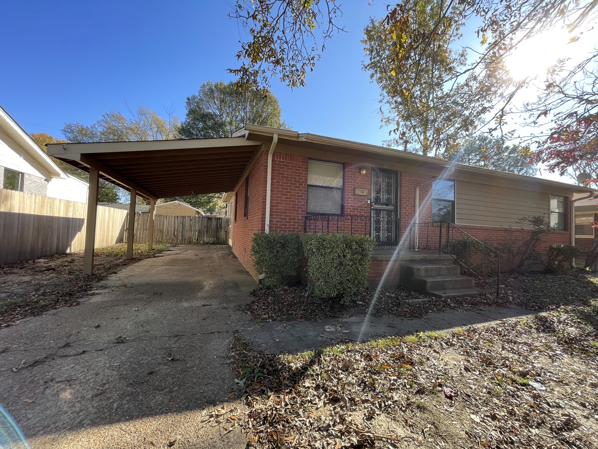 1852 Capri Road Memphis, TN 38117 - Photo 3 of 51