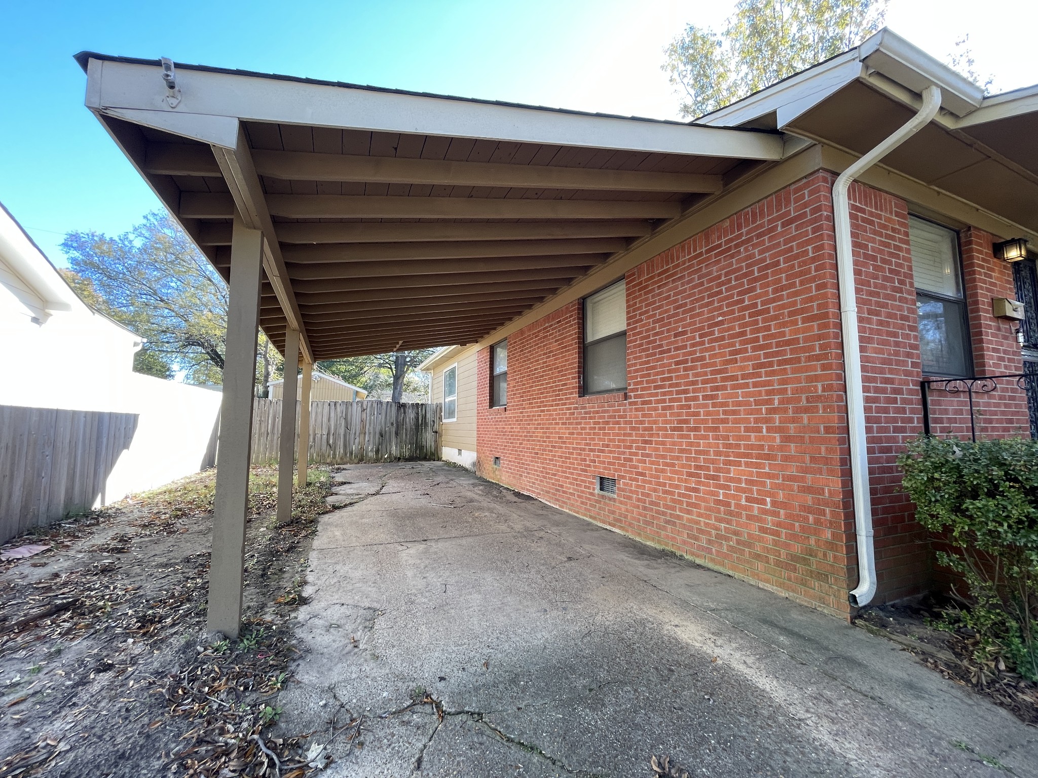 1852 Capri Road Memphis, TN 38117 - Photo 8 of 51