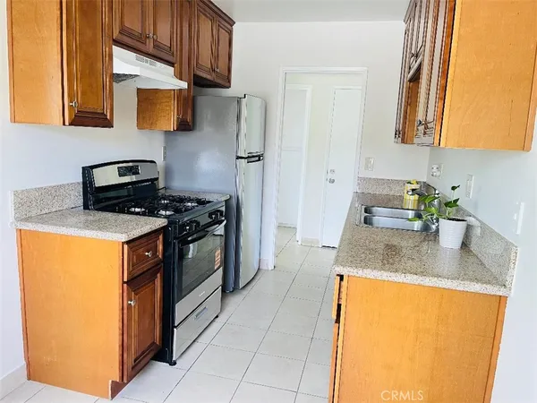 $2,050 | 9544 Los Angeles Street, Bellflower, CA 90706