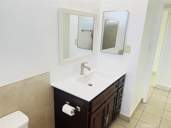 $2,050 | 9544 Los Angeles Street, Bellflower, CA 90706