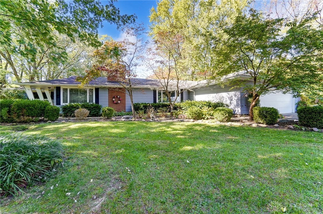 881 McBee Road Bellbrook, OH 45305 - Photo 1 of 36 Gallery Image 1
