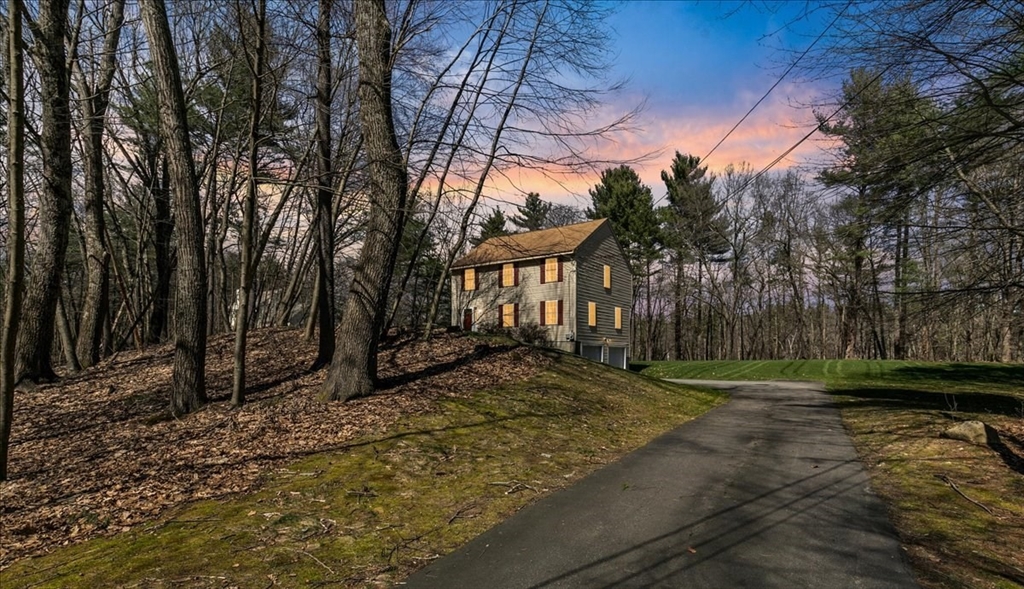 37 Chestnut Road Tyngsboro, MA 01879 - Photo 1 of 36 Gallery Image 1