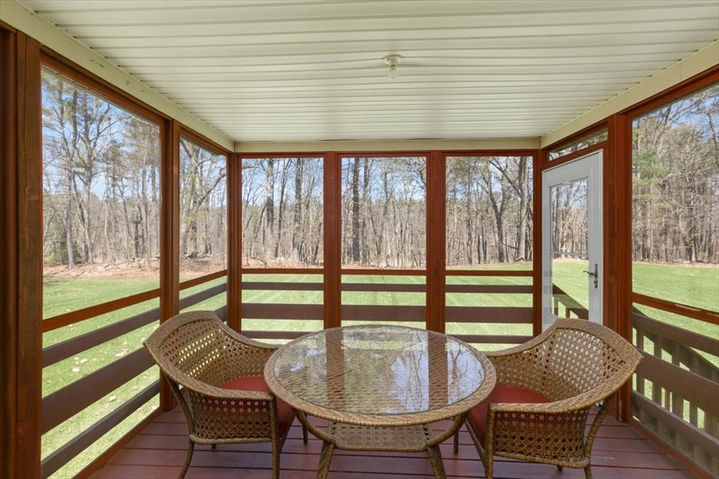 37 Chestnut Road Tyngsboro, MA 01879 - Photo 29 of 36 Gallery Image 29