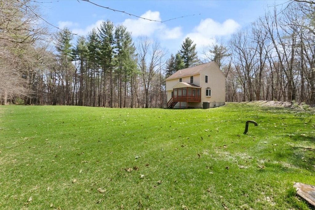 37 Chestnut Road Tyngsboro, MA 01879 - Photo 7 of 36 Gallery Image 7