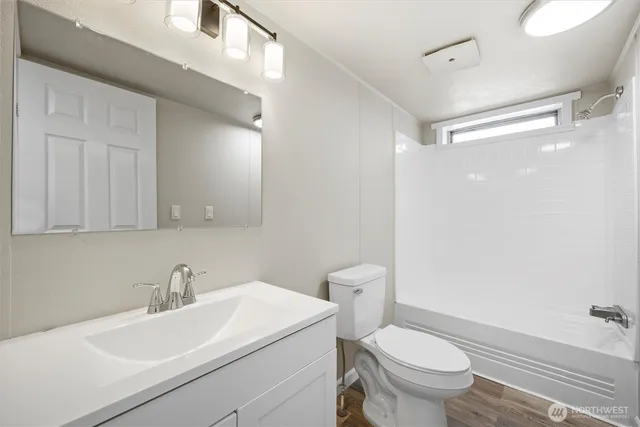 $99,900 | 681 Lonetree Lane, Richland, WA 99352