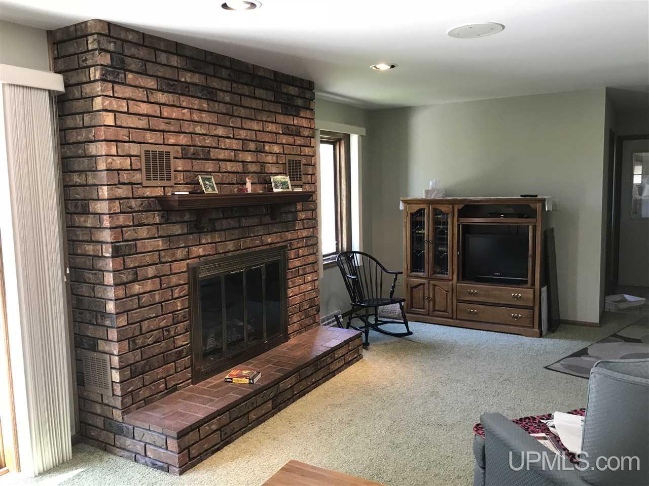 1869 17th Road Bark River, MI 49807 - Photo 13 of 16 Gallery Image 13