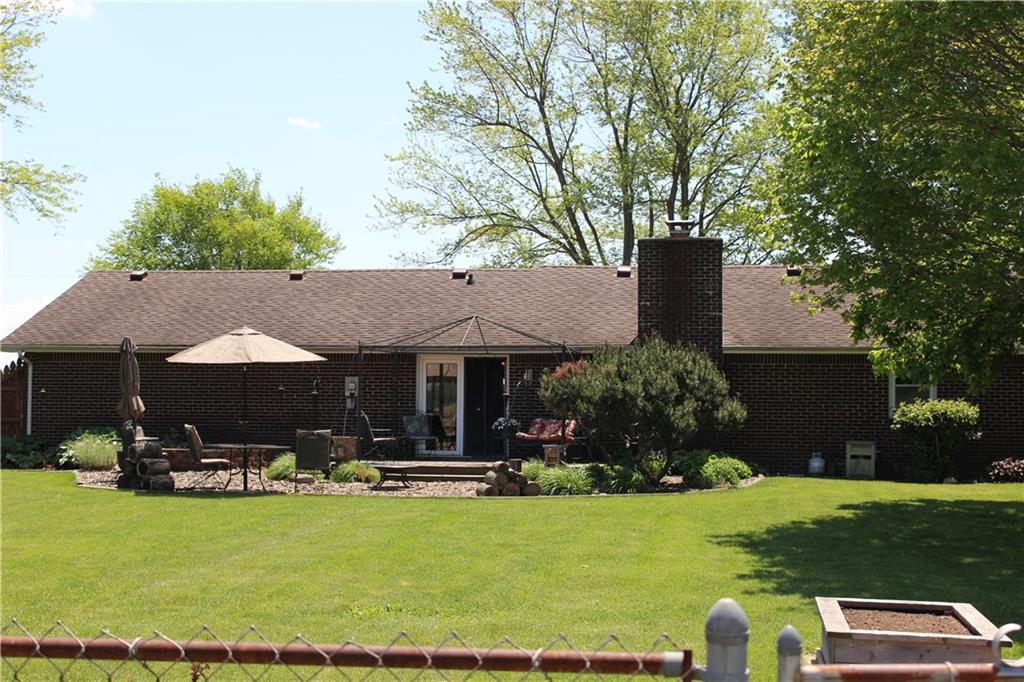 3888 Valley Grove Road Anderson, IN 46017 - Photo 3 of 16