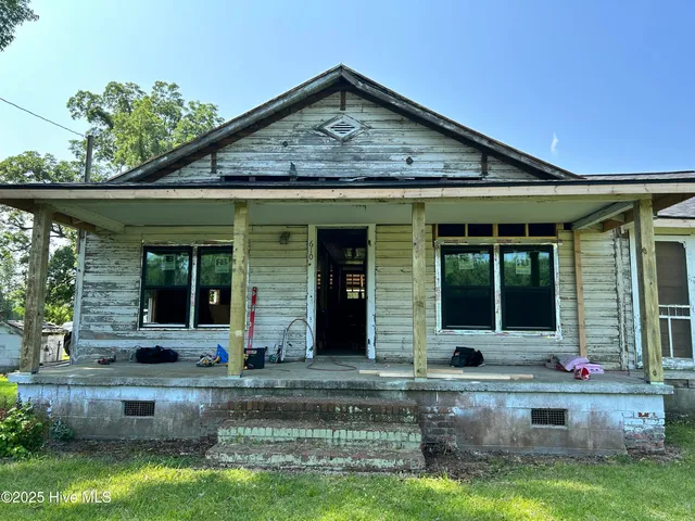 $93,500 | 610 Comfort Road, Richlands, NC 28574