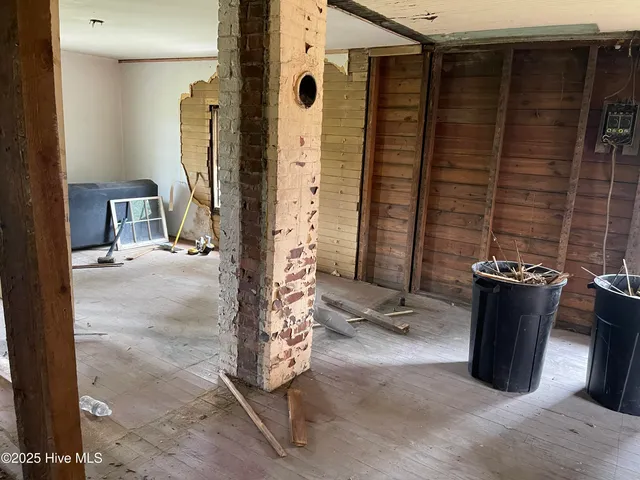 $93,500 | 610 Comfort Road, Richlands, NC 28574