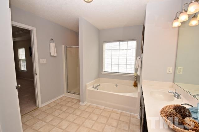 5720 Enoree Lane Raleigh, NC 27616 - Photo 14 of 25 Gallery Image 14