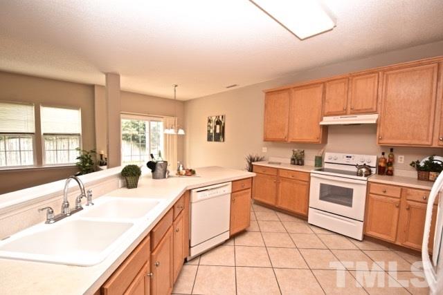5720 Enoree Lane Raleigh, NC 27616 - Photo 9 of 25 Gallery Image 9