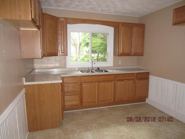 235 4th Avenue Three Rivers, MI 49093 - Photo 3 of 8 Additional Photo