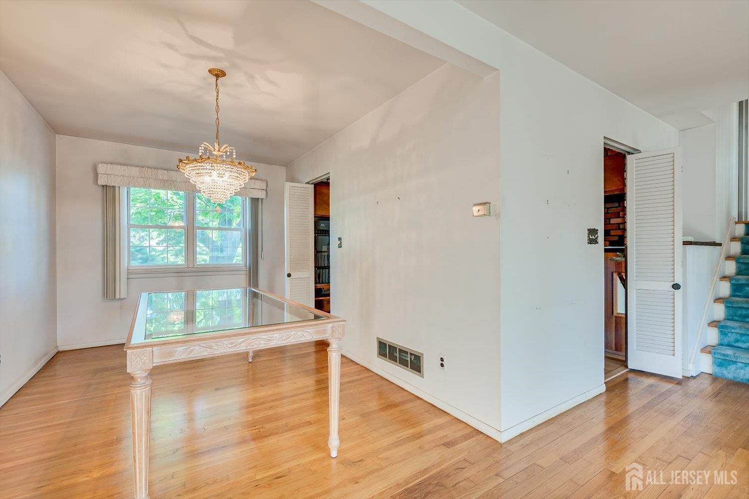 31 Rieder Road Edison, NJ 08817 - Photo 13 of 38