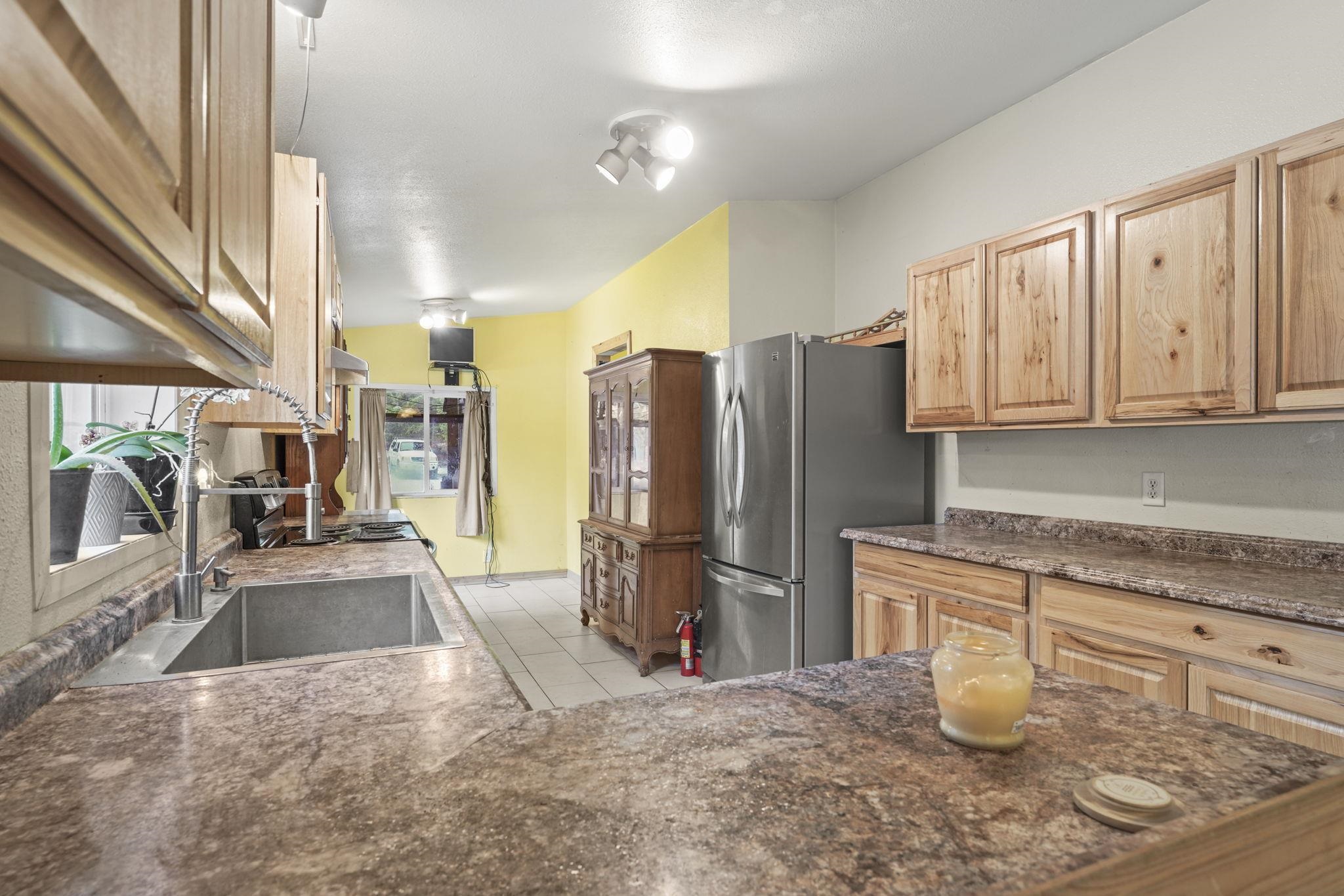370 Ohana Road Newport, WA 99156 - Photo 12 of 45