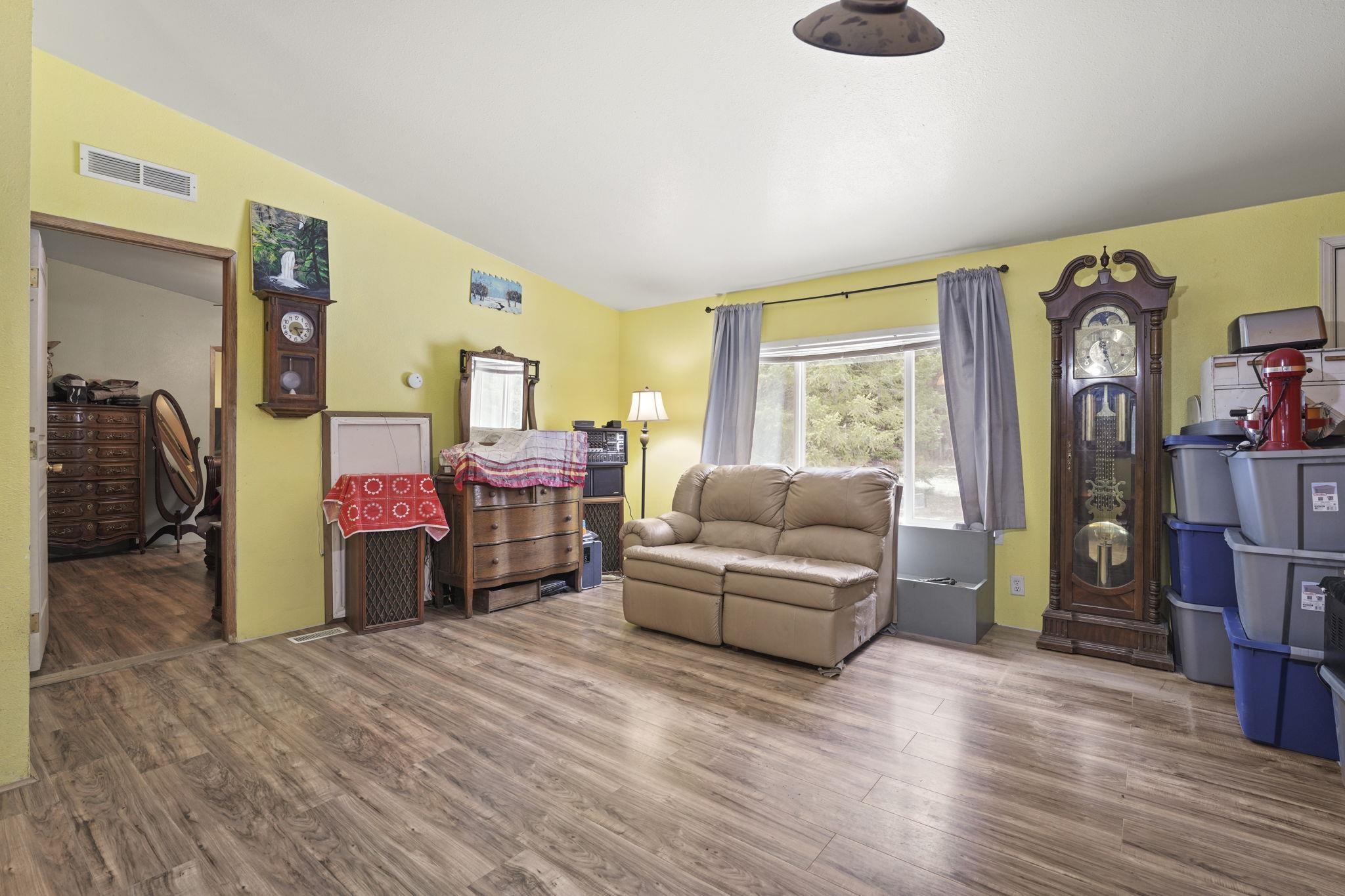 370 Ohana Road Newport, WA 99156 - Photo 7 of 45
