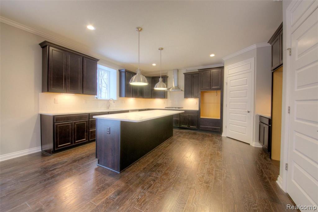 2260 Walnut View Drive Howell, MI 48855 - Photo 21 of 51
