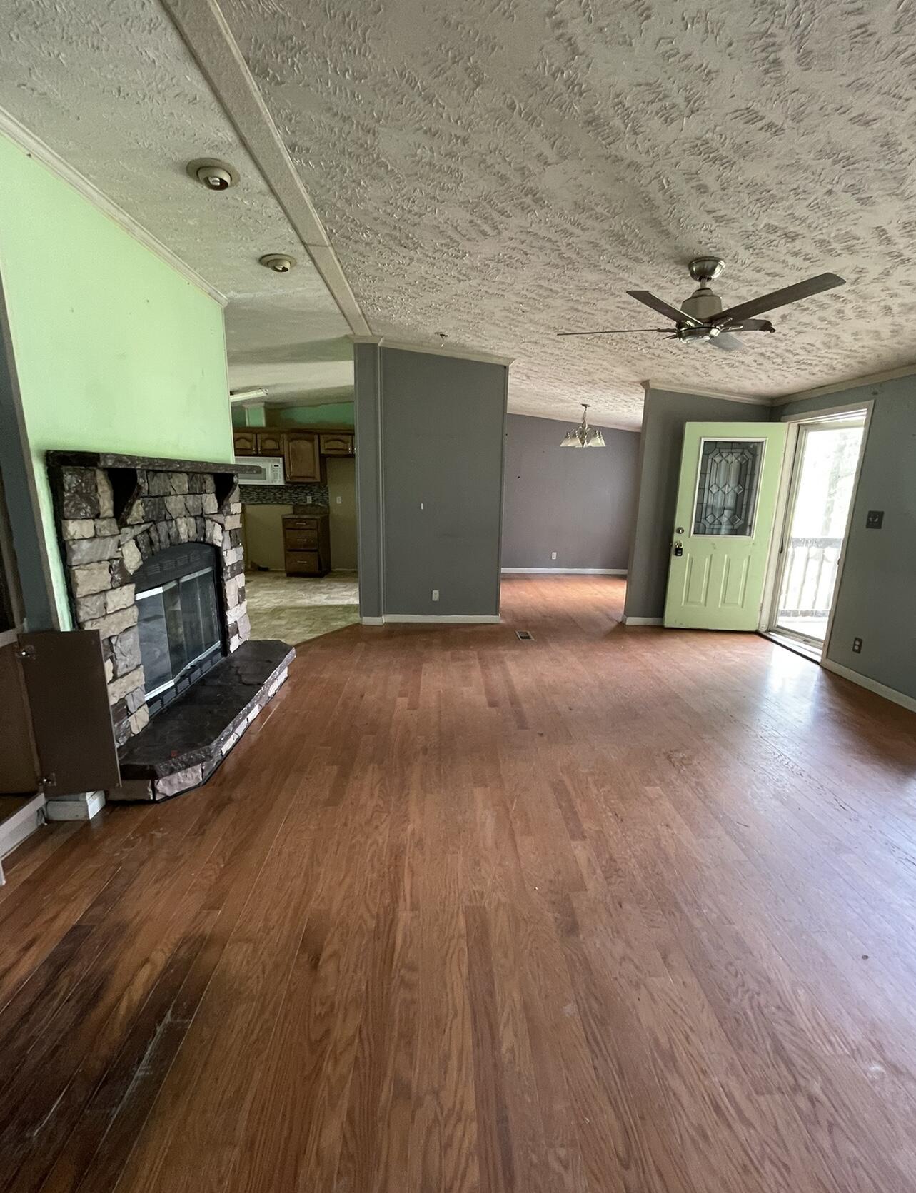 131 South Pine Grove Road LaFayette, GA 30728 - Photo 9 of 9 20230829_205035000_iOS
