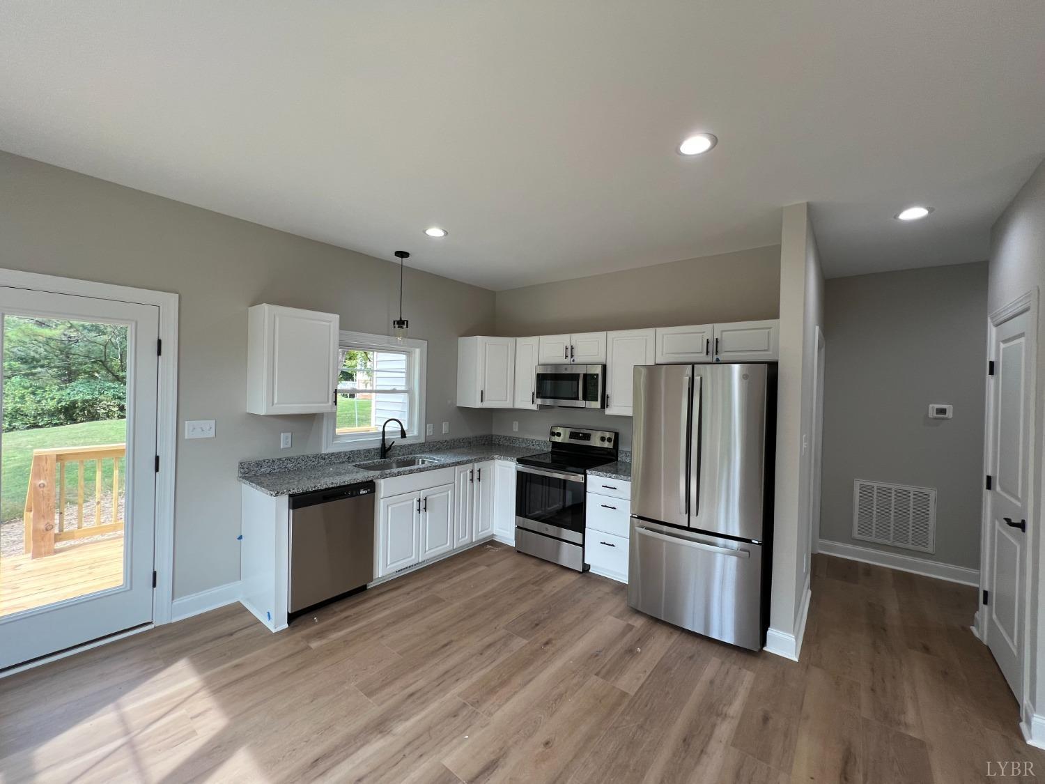 742 Winesap Road Madison Heights, VA 24572 - Photo 11 of 23 Gallery Image 11