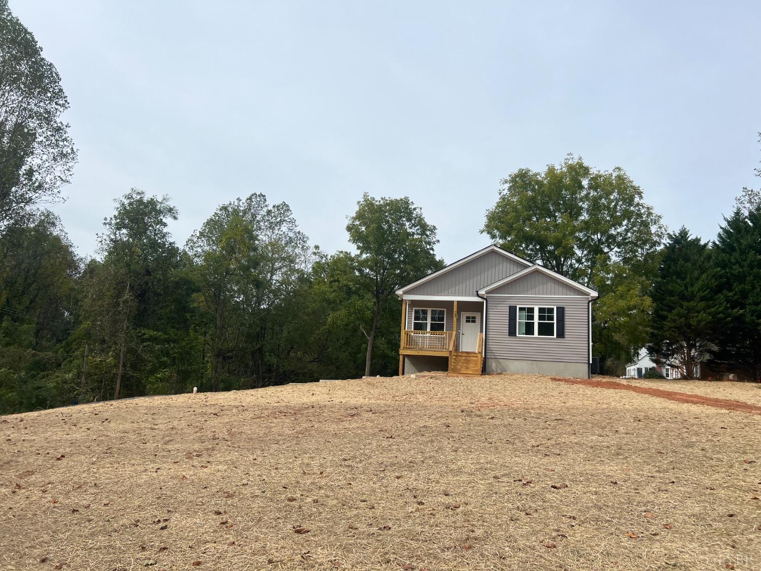 742 Winesap Road Madison Heights, VA 24572 - Photo 2 of 23 Gallery Image 2