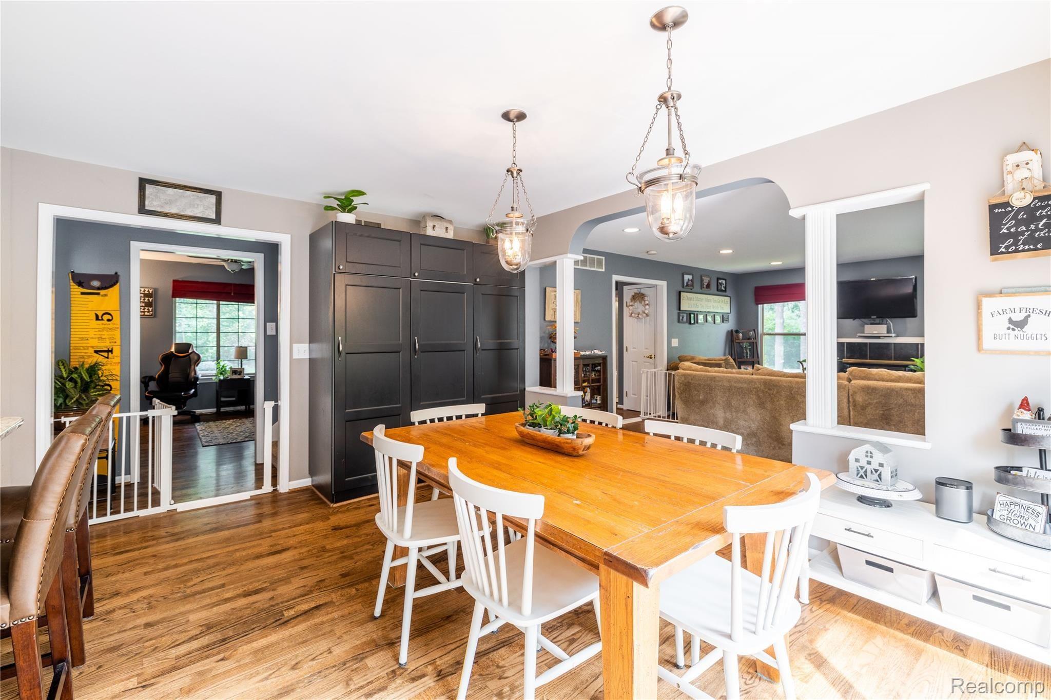 5676 Cullen Road Fenton, MI 48430 - Photo 16 of 46 5676 Cullen, Fenton (16 of 46).jpg