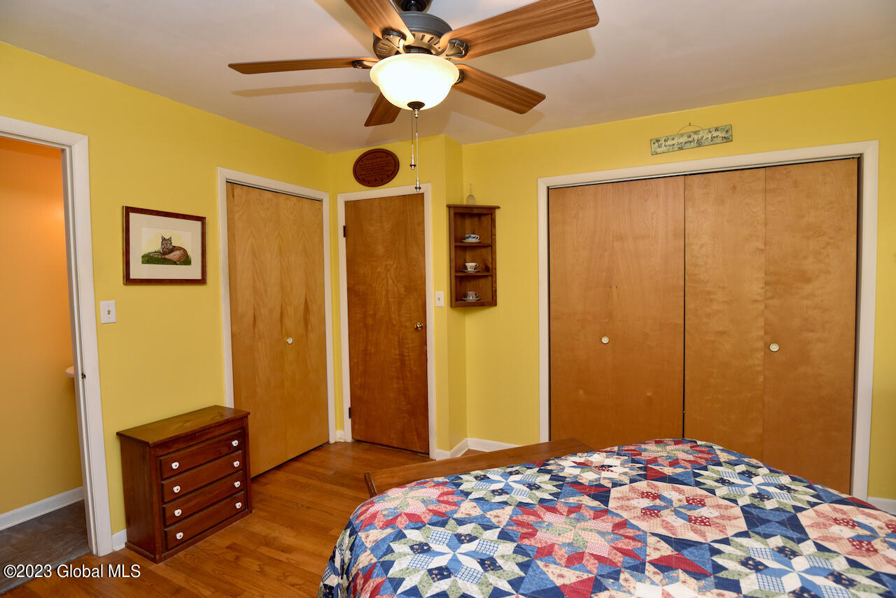 127 George Thompson Road Mechanicville, NY 12118 - Photo 18 of 38 23