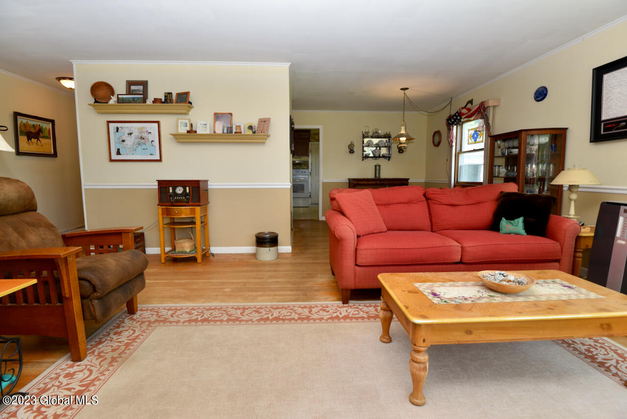 127 George Thompson Road Mechanicville, NY 12118 - Photo 8 of 38 9