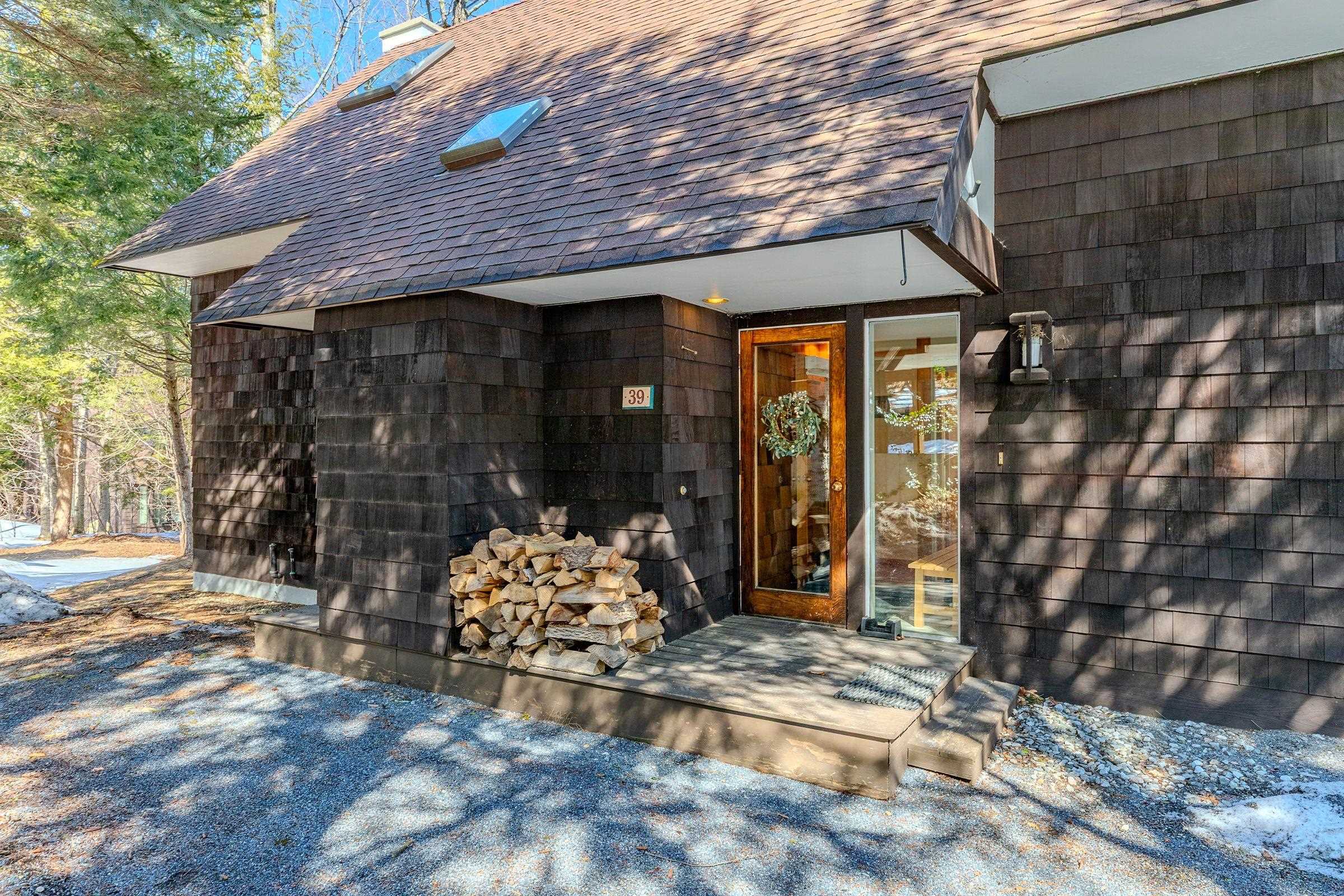 39 Pond View Road, Unit 39 Winhall, VT 05340 - Photo 2 of 33 Gallery Image 2