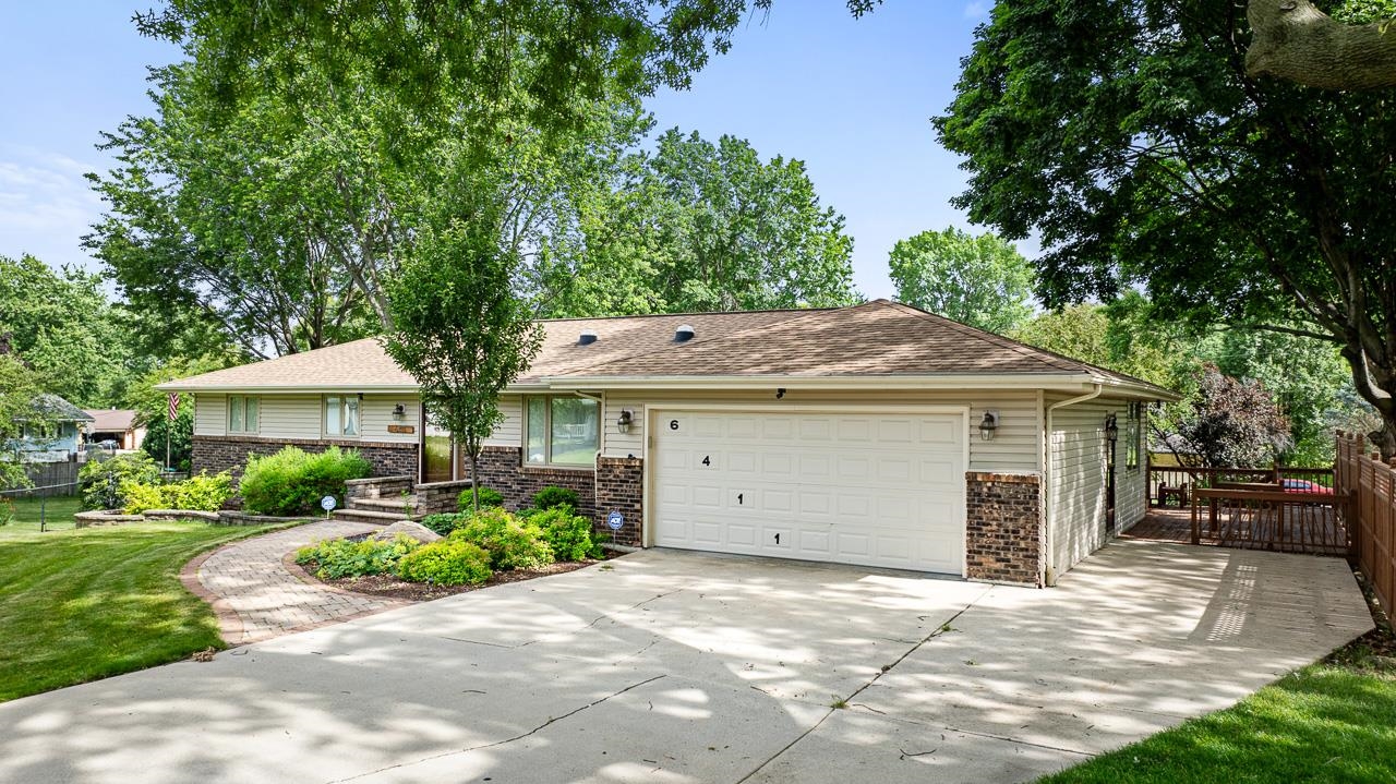 6411 Graydon Road Rockford, IL 61109 - Photo 1 of 50 Gallery Image 1