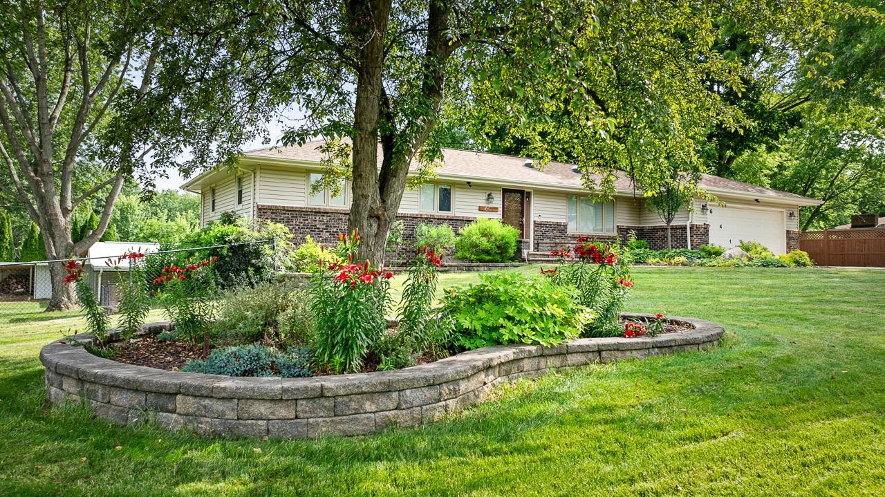 6411 Graydon Road Rockford, IL 61109 - Photo 3 of 50 Gallery Image 3