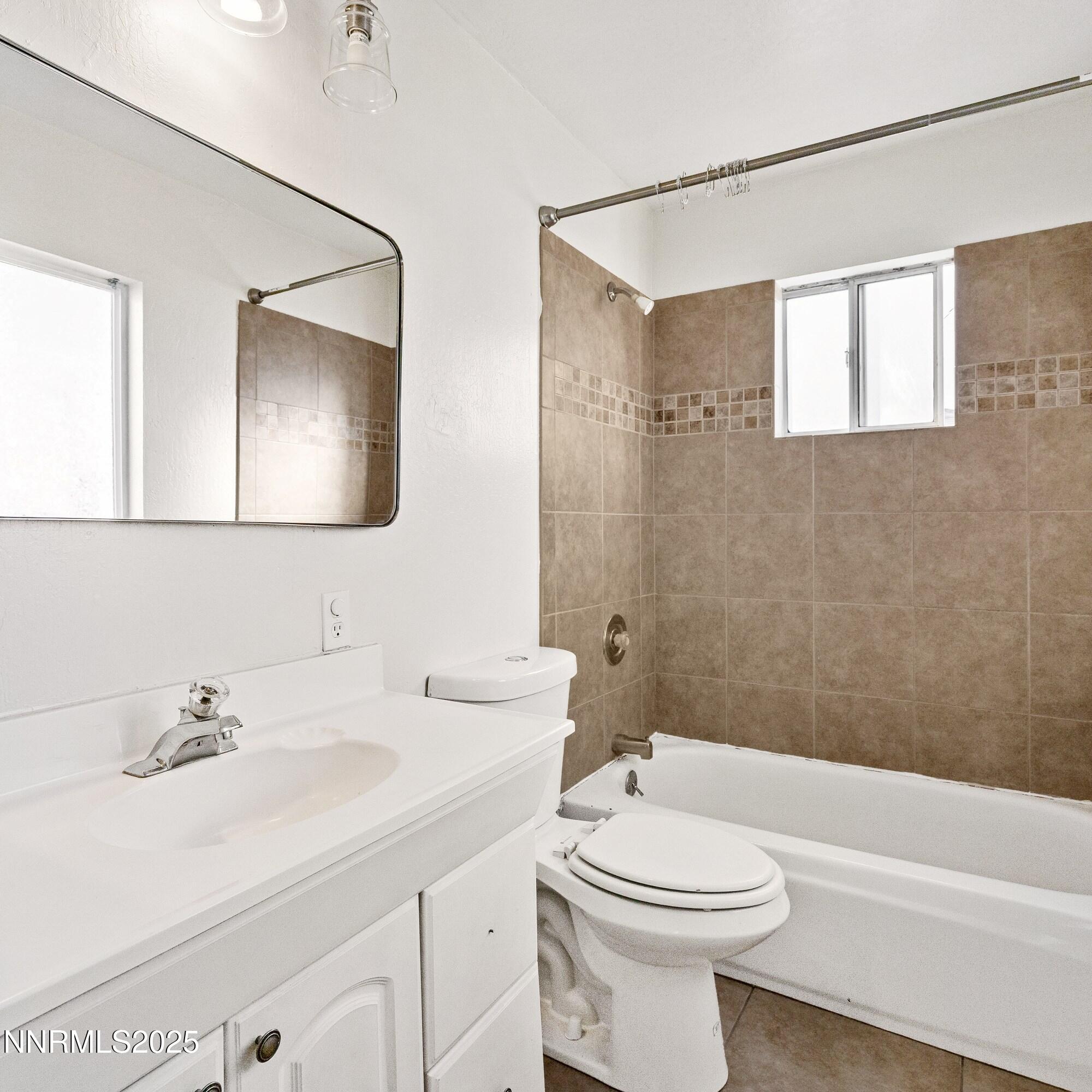 424 West 10th Street Reno, NV 89503 - Photo 8 of 12 10th pic 8 2nd Bath