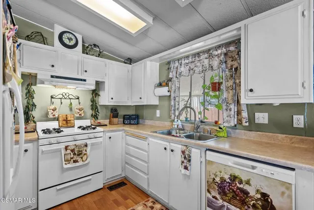 $175,000 | 1550 Rory Lane, Unit 239, Simi Valley, CA 93063