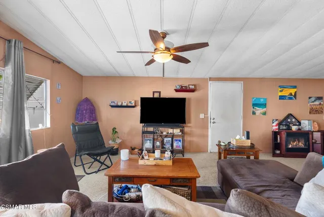 $175,000 | 1550 Rory Lane, Unit 239, Simi Valley, CA 93063