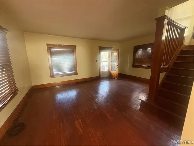 $1,600 | 2239 Willow Avenue, Niagara Falls, NY 14305