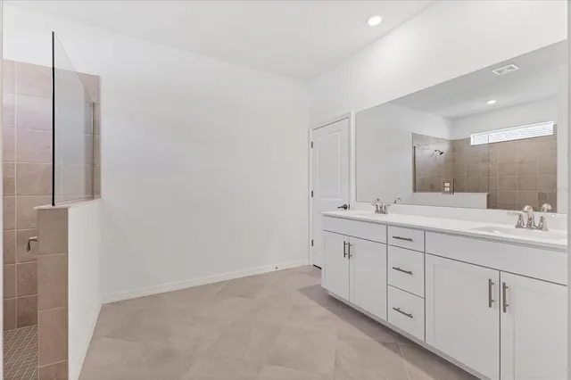 a view of empty room