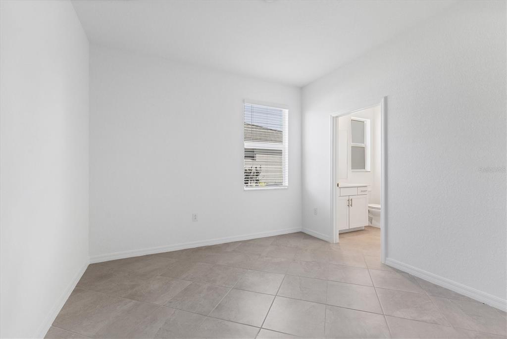 19095 Cabernet Court Venice, FL 34293 - Photo 21 of 76 a view of an empty room